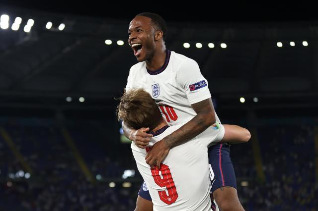 世界杯比赛观看软件-致敬谢林汉姆追平希勒，世界杯金靴凯恩回来了